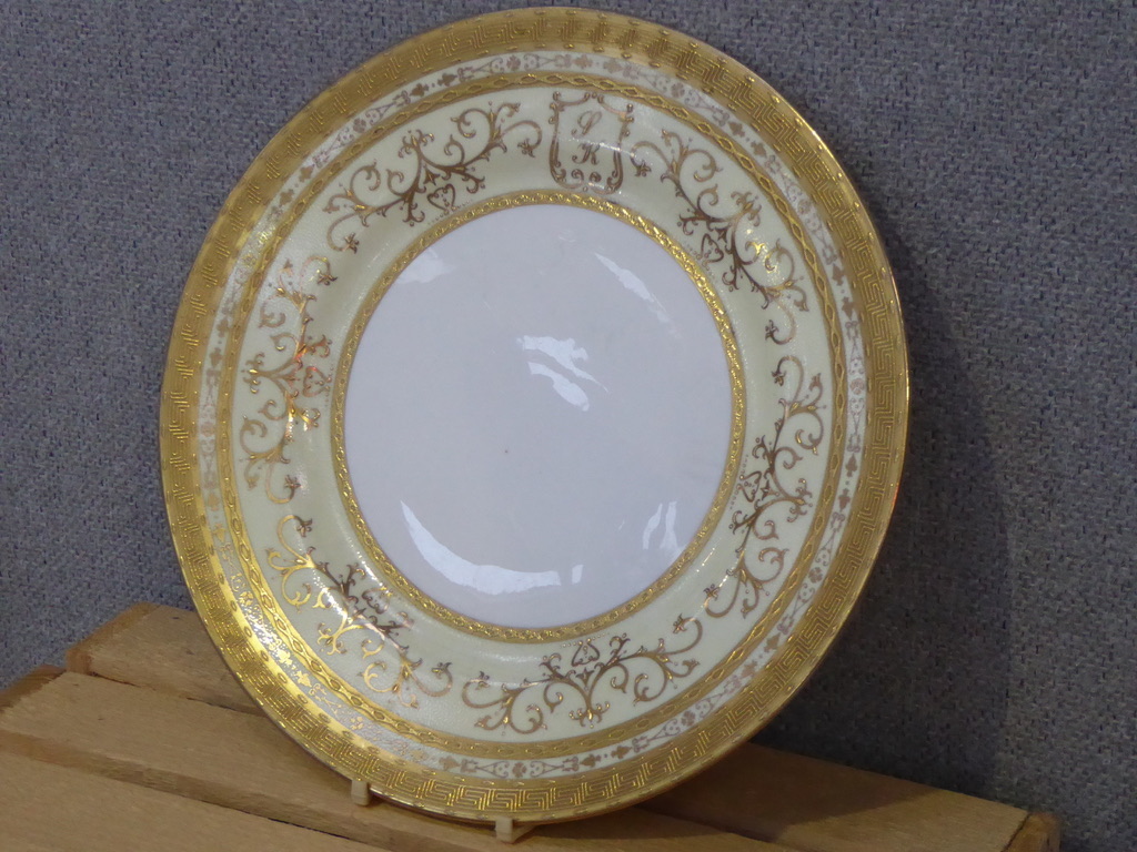 Plate with an ornate gold printed border